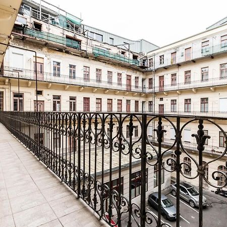 Castle Downtown Apartment بودابست المظهر الخارجي الصورة